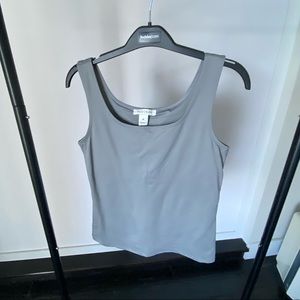 Woman’s tank top with built in bra